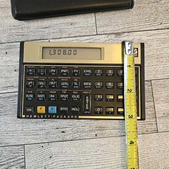 Hewlett Packard 12C Financial Calculator - Picture 6 of 7